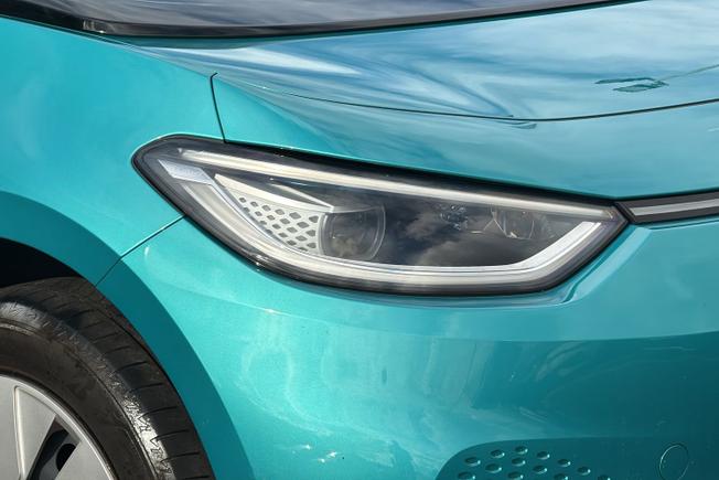 VOLKSWAGEN ID.3 Photo 19