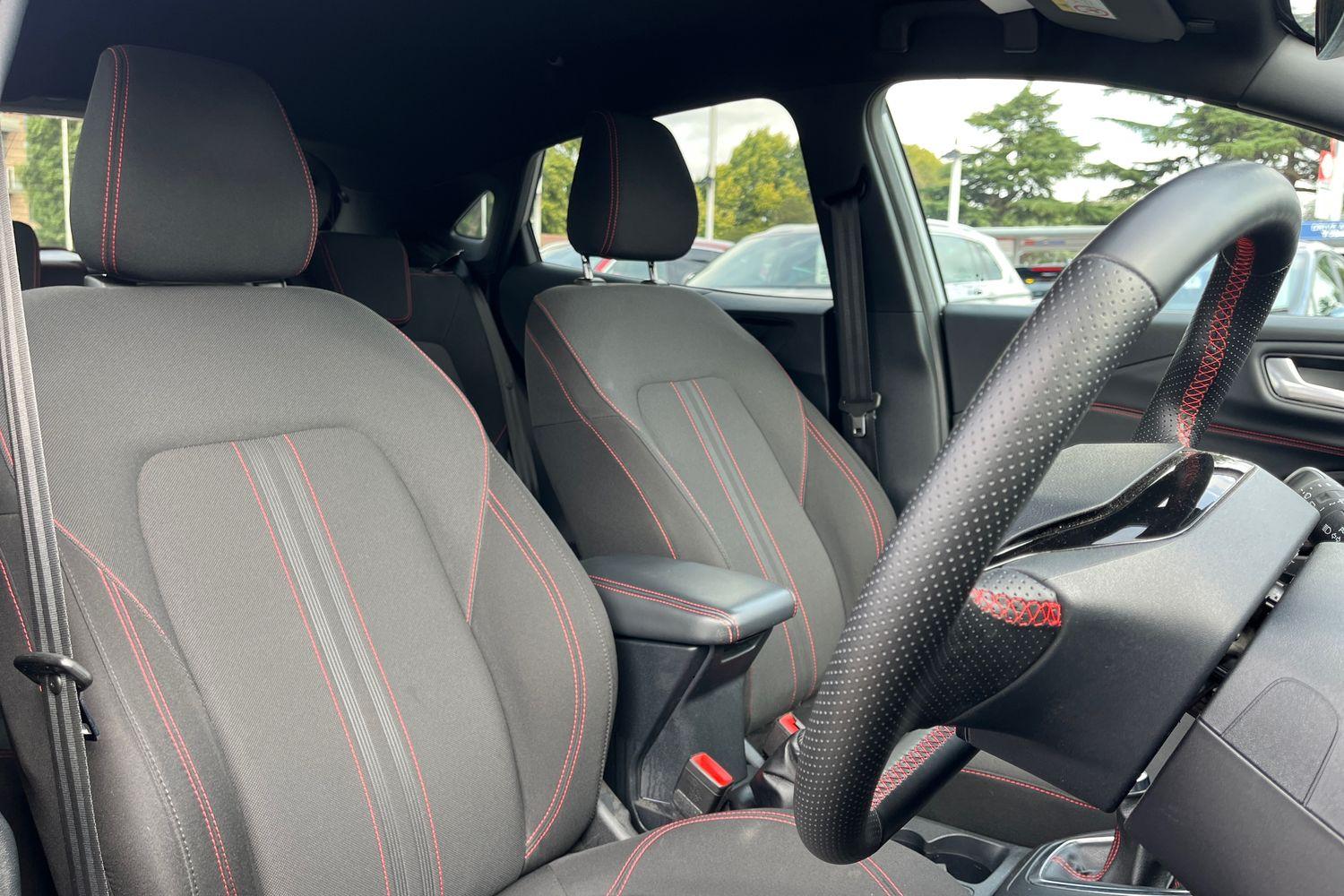 Ford PUMA Photo 16