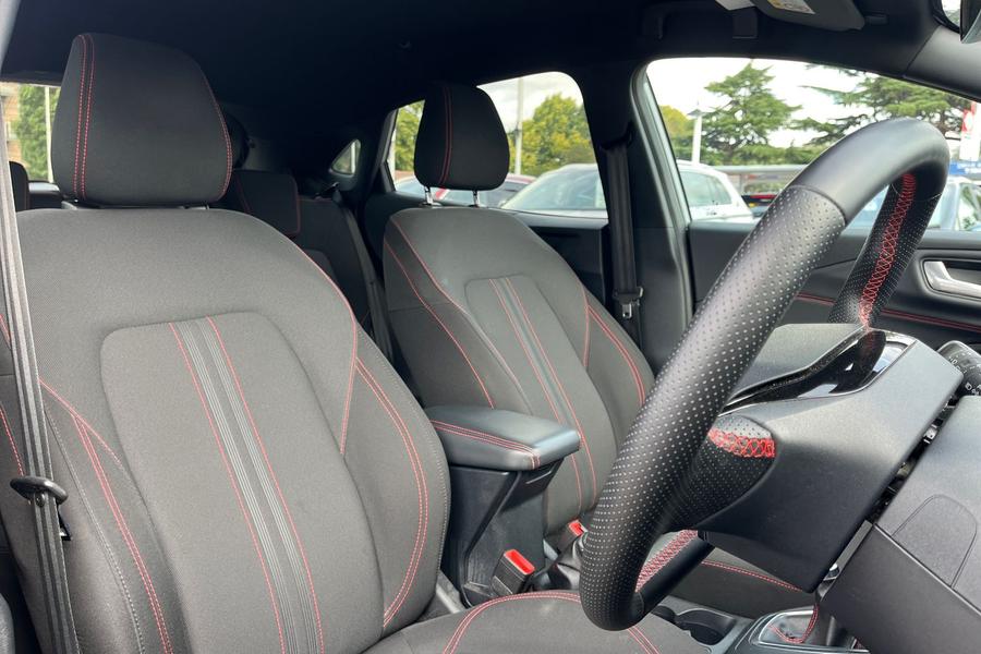 Ford PUMA Photo autoimg-c101a4656ed5d4a23a131e8afef27b6caf02322a.jpg