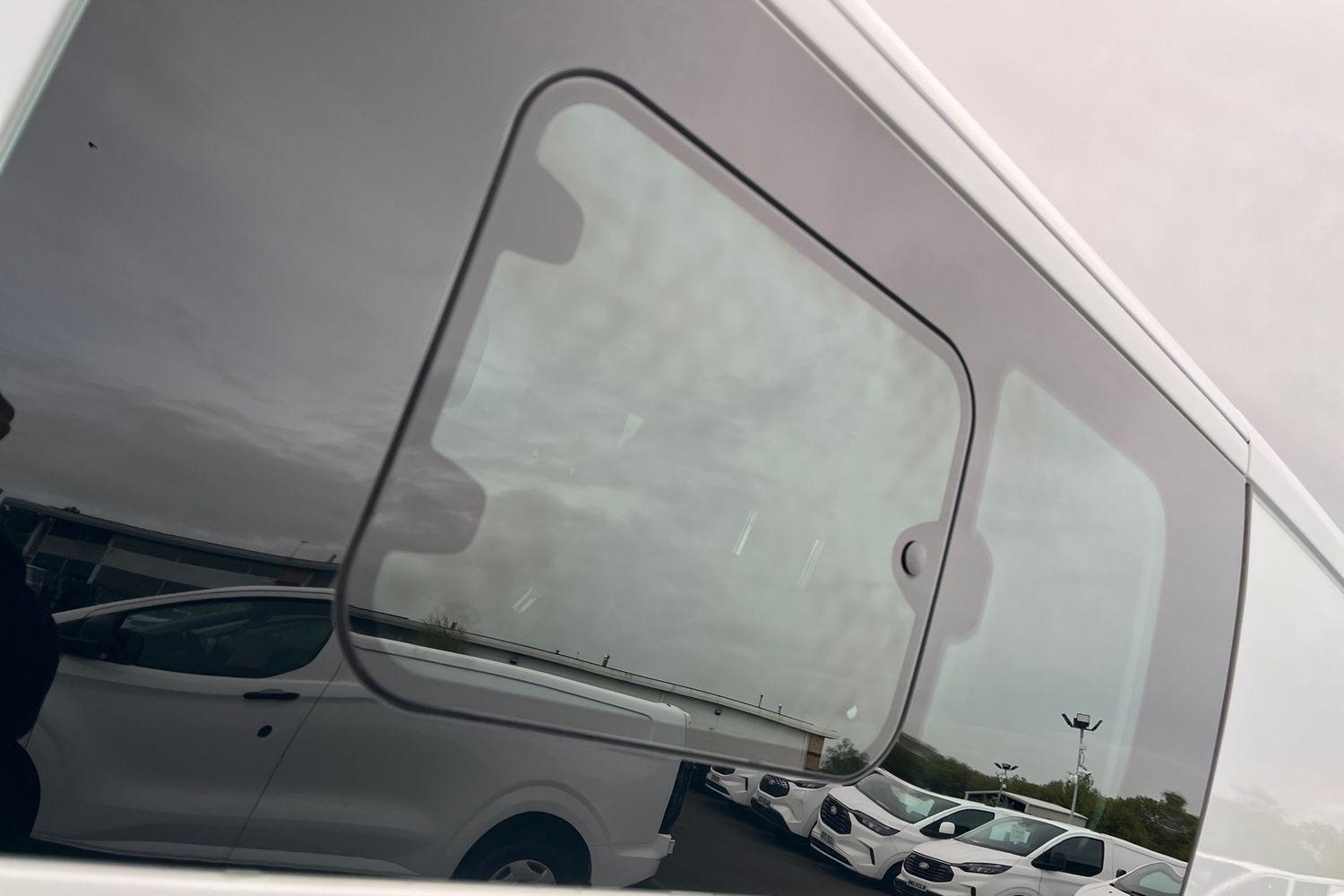 Ford Transit Custom Photo 32