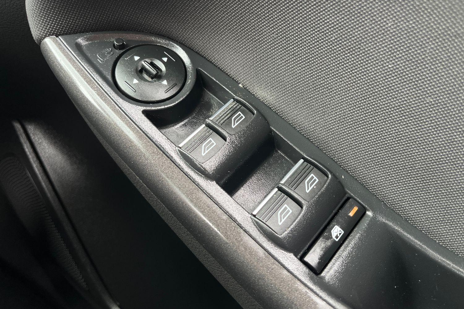Ford Focus Photo 15