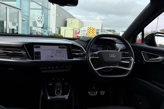 Audi Q4 e-tron Photo 40