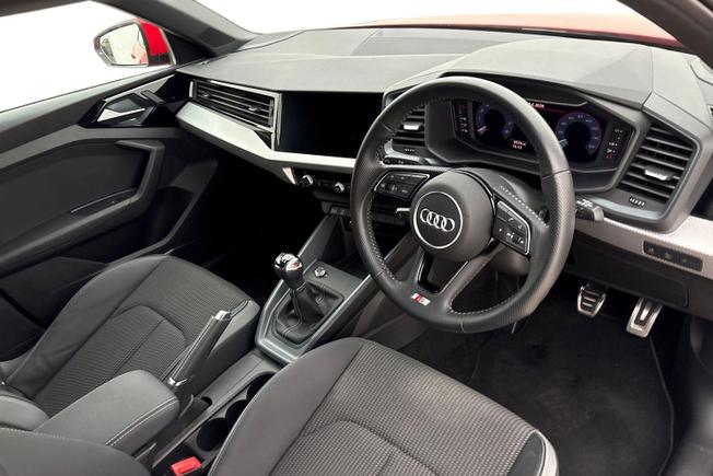 AUDI A1 Photo 6