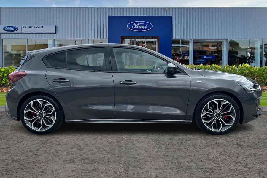 Ford Focus Photo autoimg-c109fc7a18aa48b19d31c3111156b2d293637afa.jpg