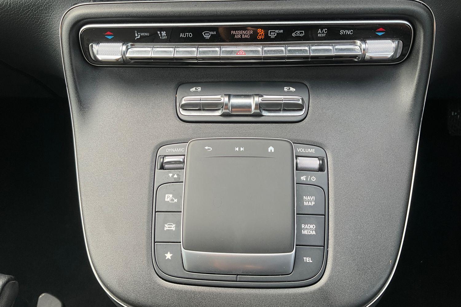 Mercedes-Benz V CLASS Photo 30