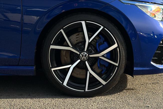 VOLKSWAGEN Golf Photo 5