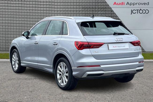 AUDI Q3 Photo 3