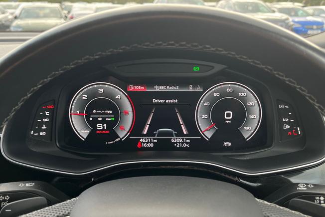 AUDI Q7 Photo 15