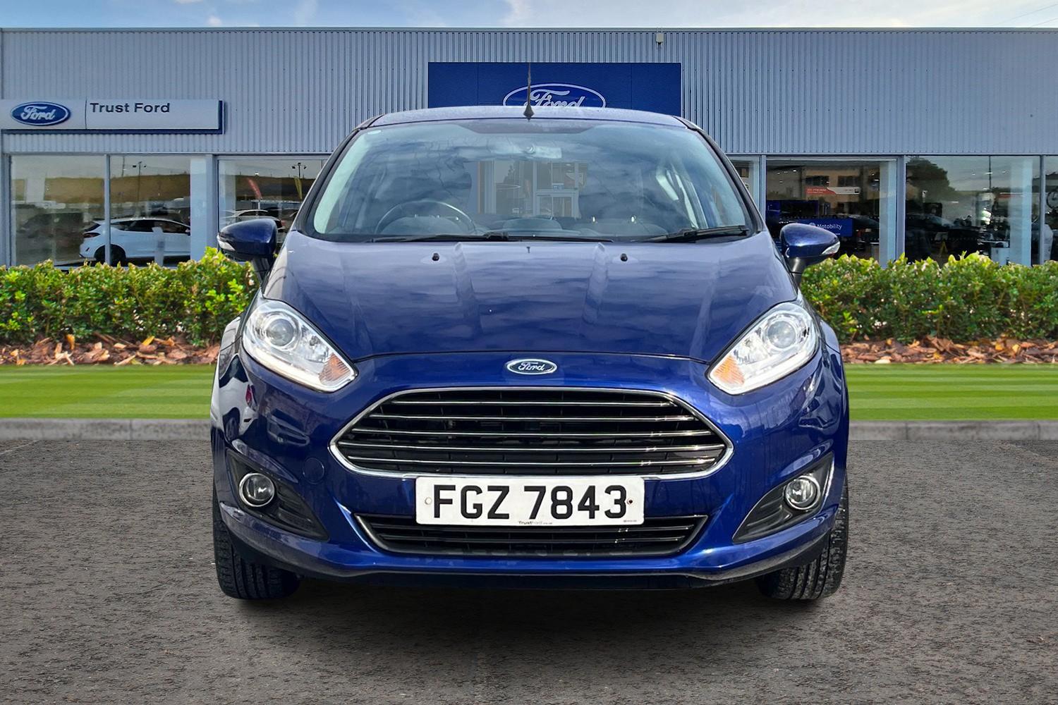 Ford FIESTA Photo 5