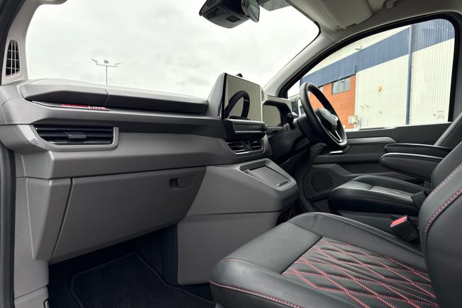 VOLKSWAGEN Transporter Photo 44