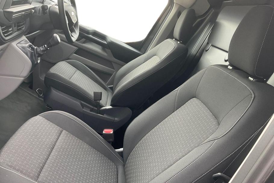 Used Ford TRANSIT CUSTOM YB26OZC 11