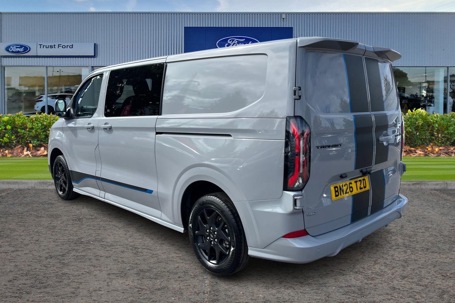Ford TRANSIT CUSTOM Photo 1