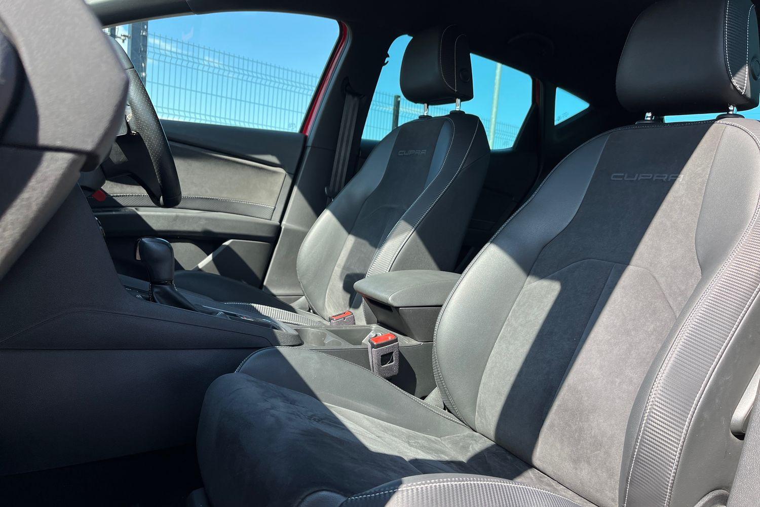 SEAT LEON Photo 18