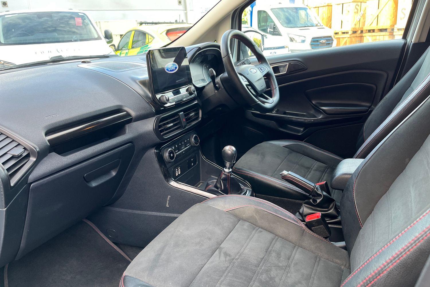 Ford ECOSPORT Photo 17