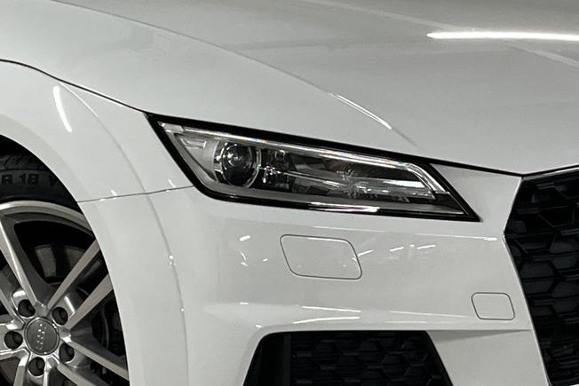 AUDI TT Photo 19