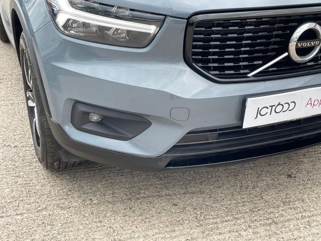 VOLVO Xc40 Photo 22