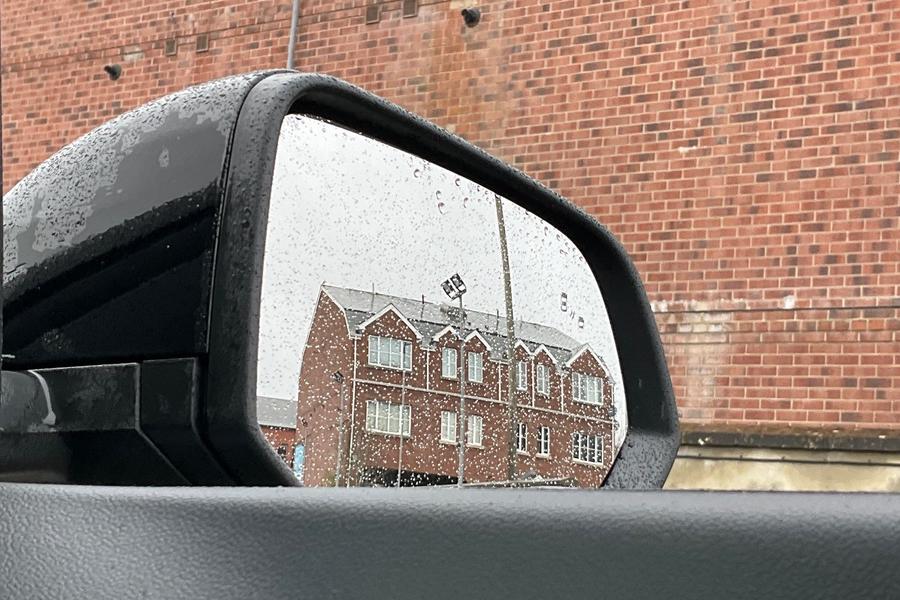 Ford Explorer Photo autoimg-c1336acb87d8f9f52e2d7bc6130a2b6d9091dcb1.jpg