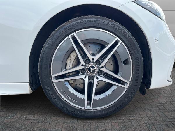 Mercedes-Benz C Class Photo autoimg-c134f61af583b1c66776d0dcc36a6a460614c5e4.jpg
