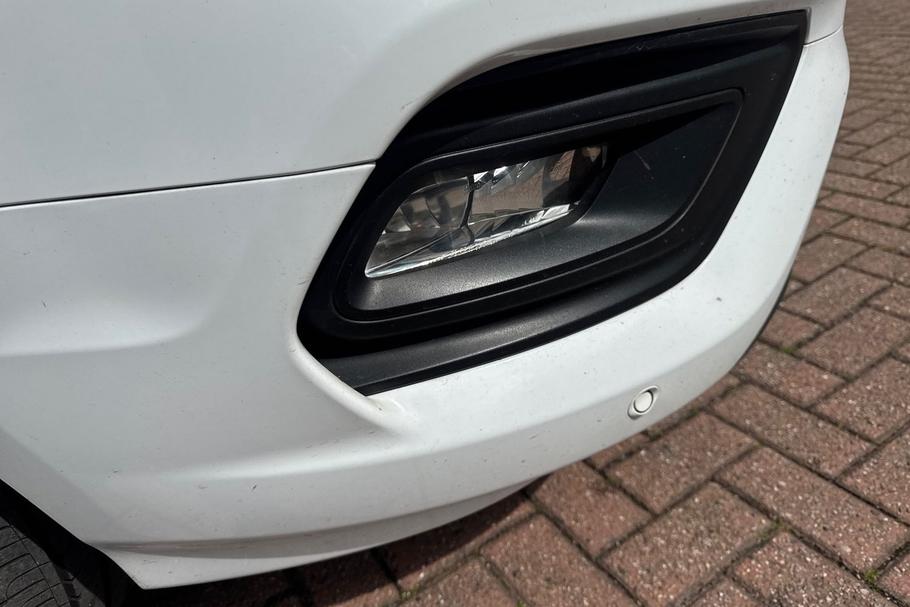 Used FORD TRANSIT CUSTOM BK22URF 24