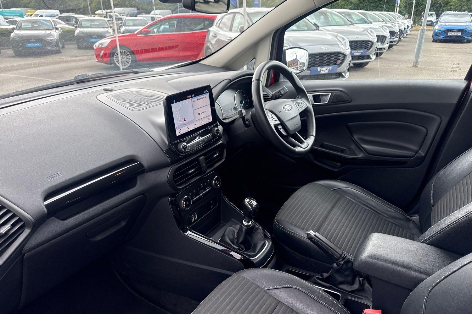 Ford ECOSPORT Photo 17