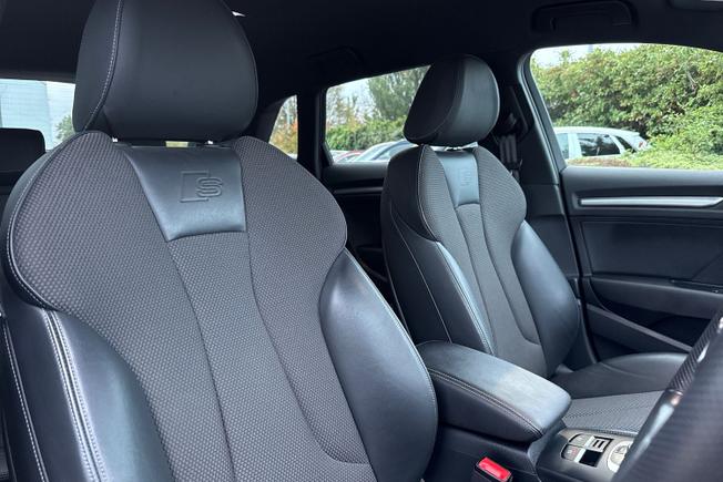 AUDI A3 Photo 33