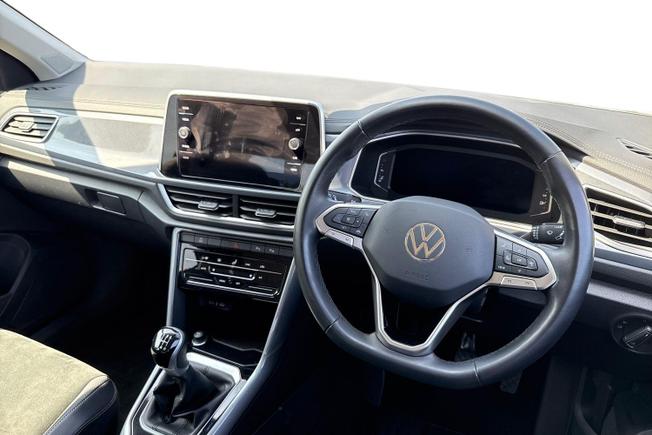 VOLKSWAGEN T-Roc Photo 6