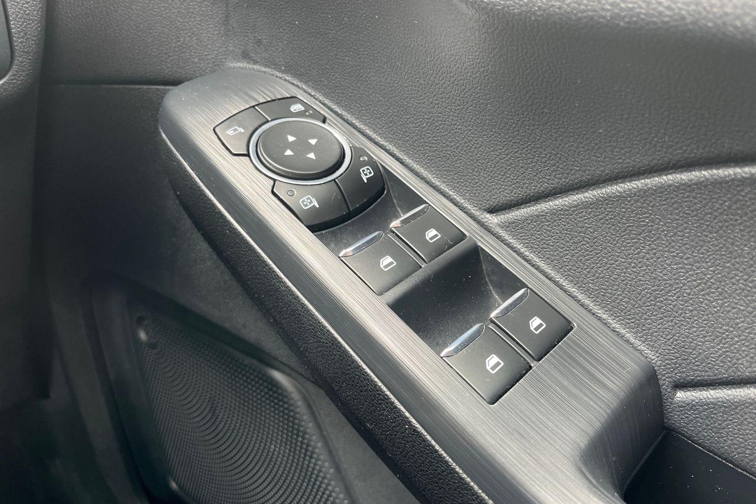 Ford KUGA Photo 15