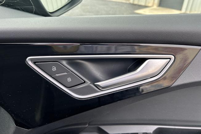 AUDI Q4 E-Tron Photo 46