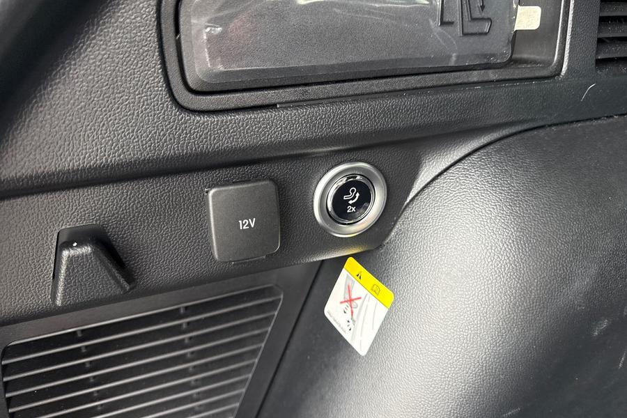 Ford KUGA Photo autoimg-c148c119a4eaa20afa5042674611e8af16321abc.jpg