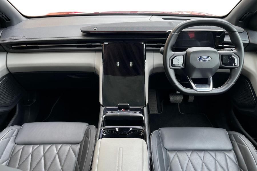 Ford Explorer Photo autoimg-c14e8872e906e9899c0254b8c10cced07732abb9.jpg
