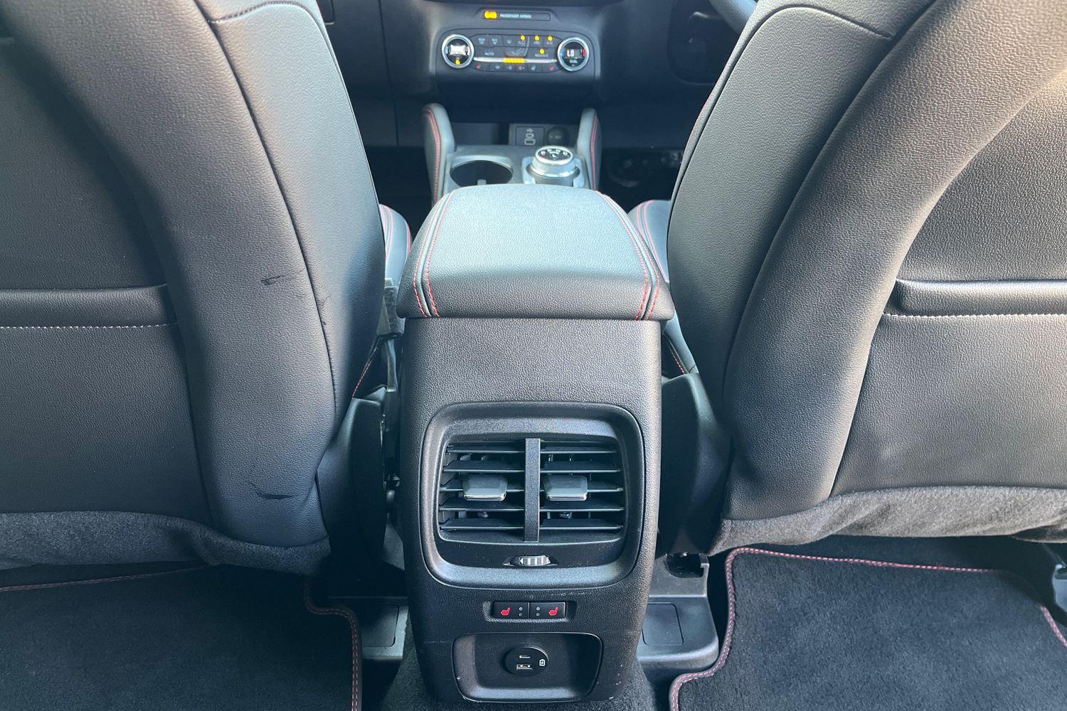 Ford Kuga Photo 28