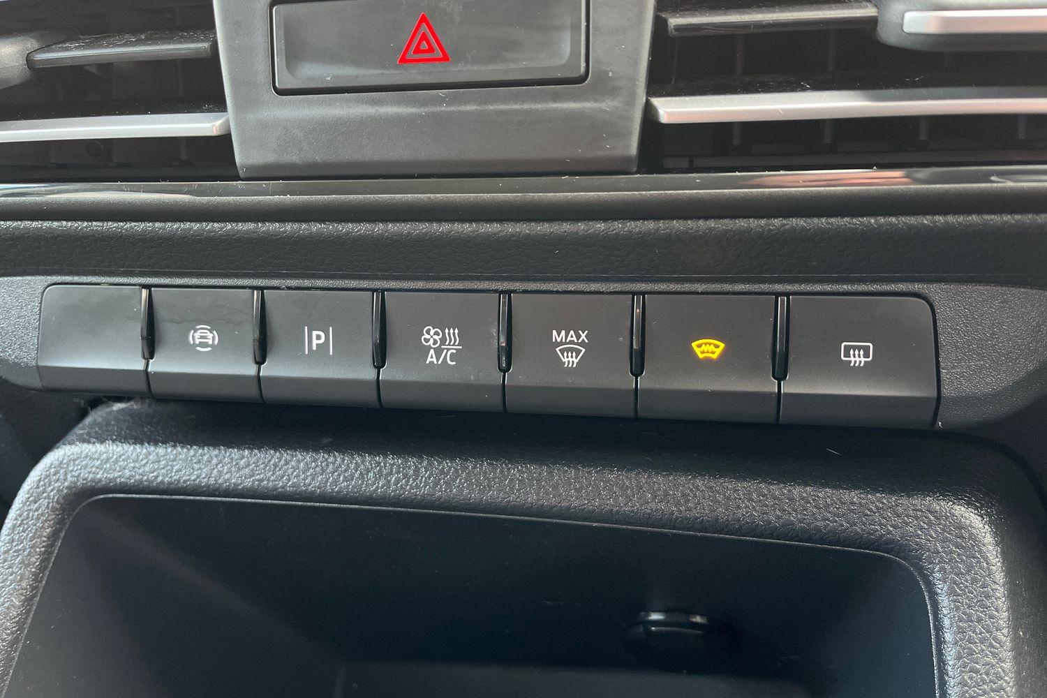Ford Grand Tourneo Connect Photo 30