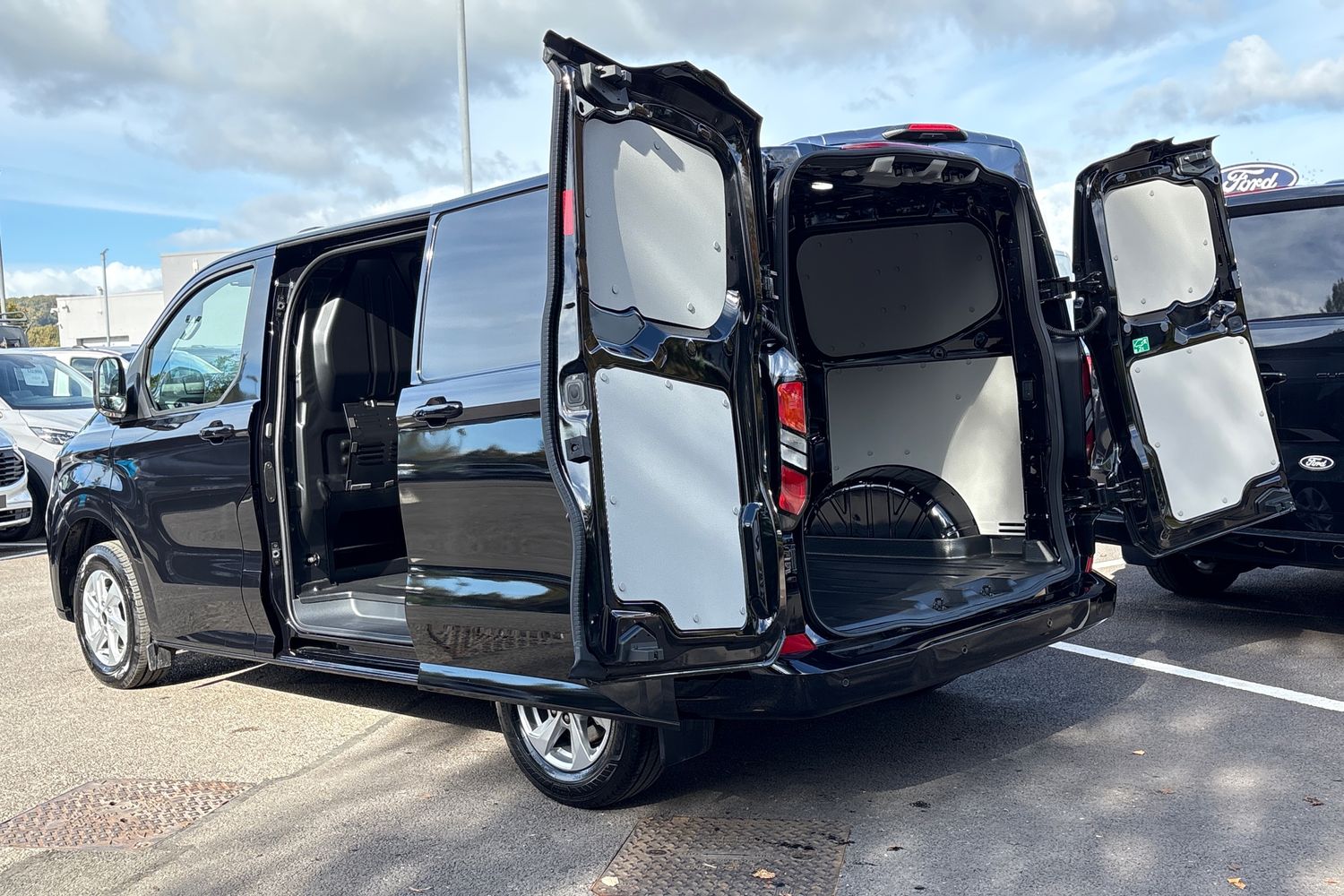 Ford TRANSIT CUSTOM Photo 6
