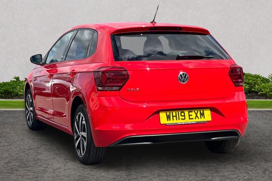 Volkswagen Polo Photo autoimg-c15ba18a33444c934499071b6031f589671d1ba6.jpg