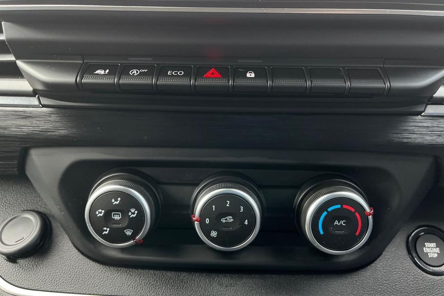 Used Renault Trafic YE25NDC 20