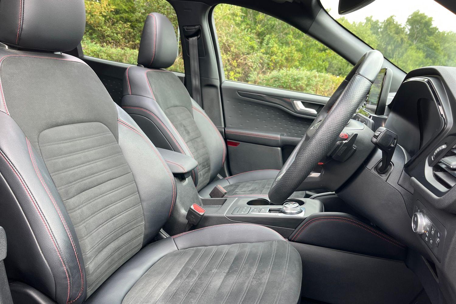 Ford KUGA Photo 16