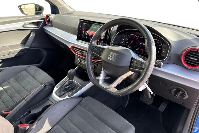 SEAT Arona Photo 6