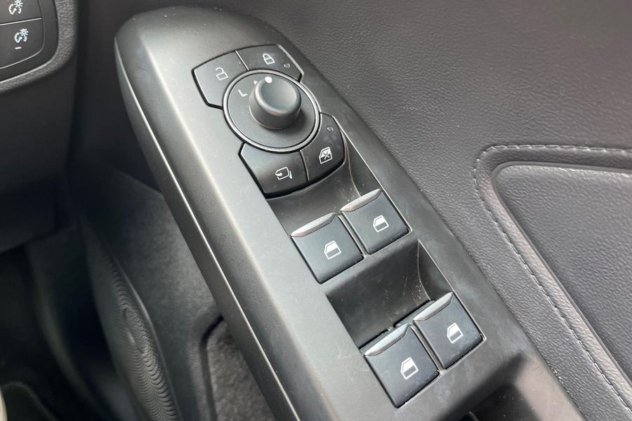 Ford Focus Photo autoimg-c15f024d84a6415489528df61563b3e6f6ae9650.jpg