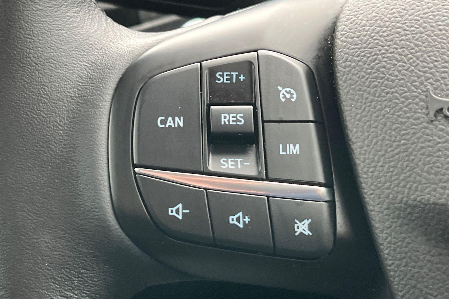 Ford FOCUS Photo 31