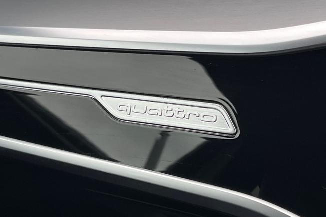 AUDI A6 Avant Photo 32