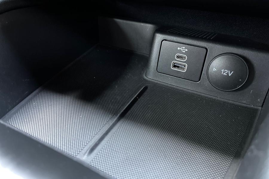Ford Kuga Photo autoimg-c166038eb6d8637dad2735c6e5a6164852b58f13.jpg