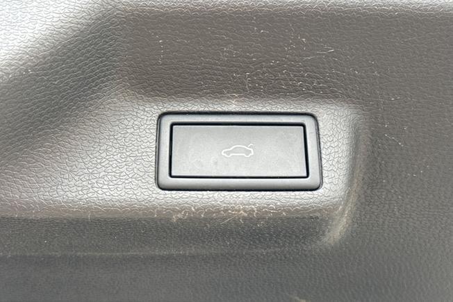 VOLKSWAGEN Id. Buzz Photo 24