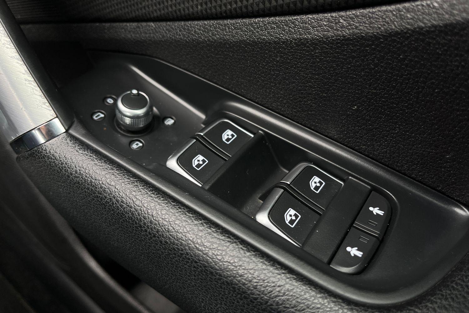 Audi Q2 Photo 15
