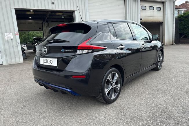 NISSAN Leaf Photo 22