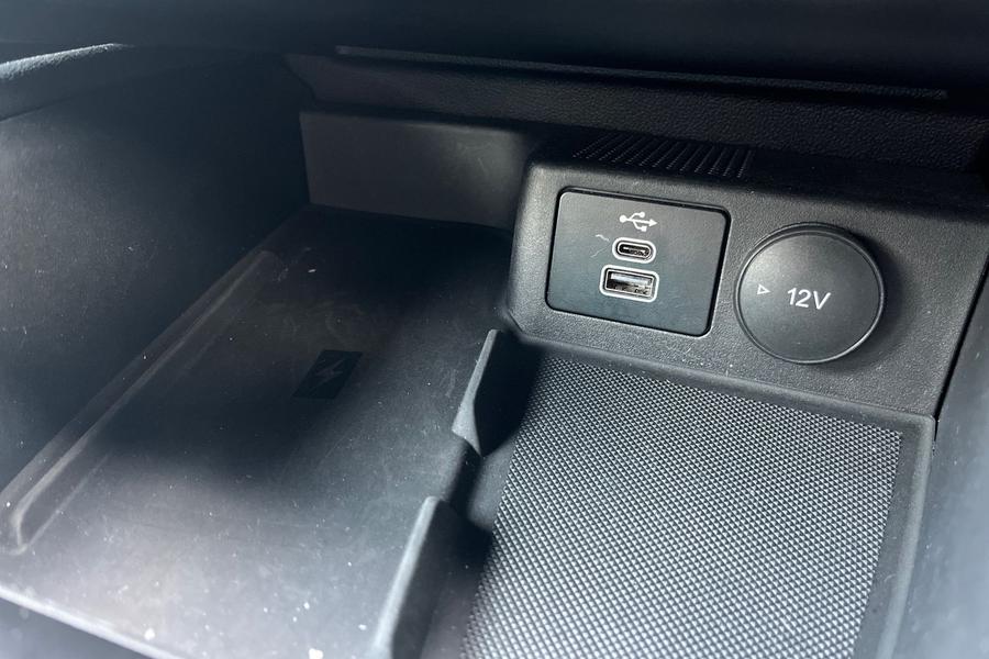 Ford Focus Photo autoimg-c16bcad3b6e6ae9674c47c9c807fa1b061491197.jpg