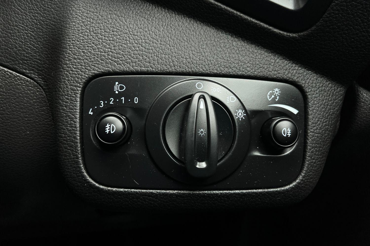 Ford KUGA Photo 24