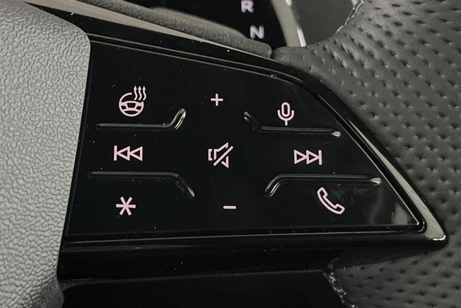 AUDI Q3 Photo 17