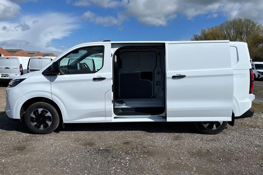Used Ford E-Transit Custom HT74EVP 5