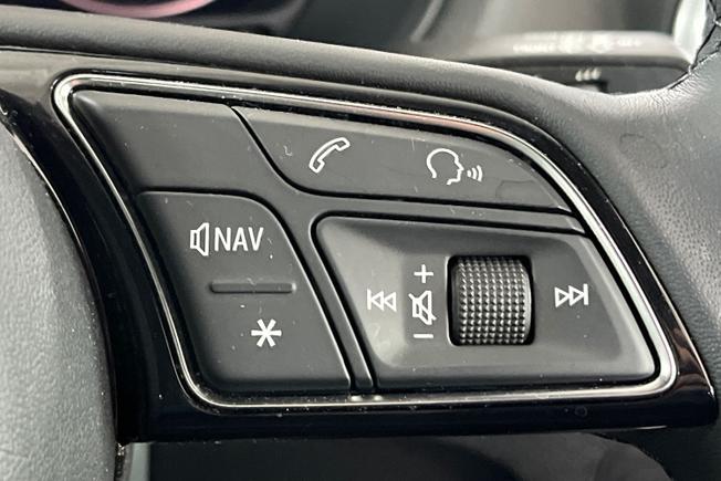 AUDI Q2 Photo 17