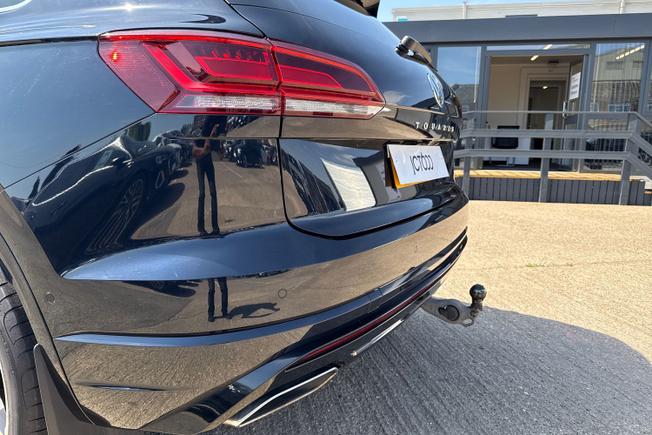 VOLKSWAGEN Touareg Photo 28
